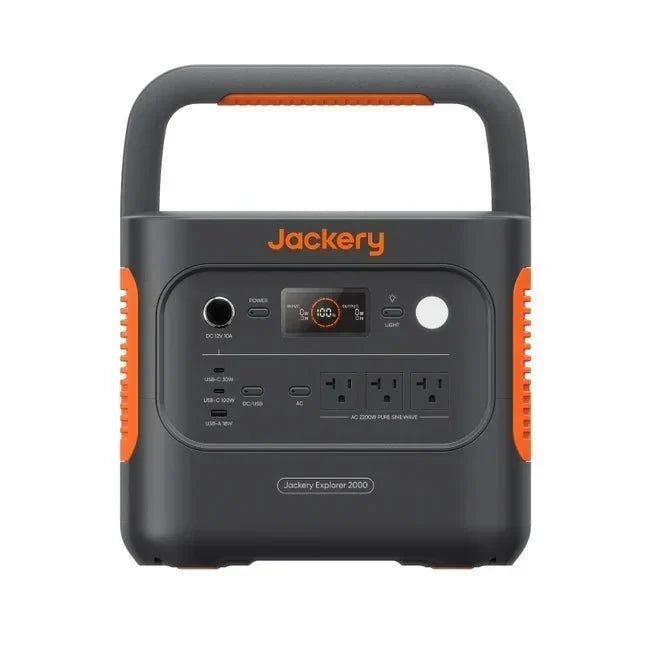 2 x Jackery Solar Generator 2000 v2 + 2 x SolarSaga 200W Portable Solar Panel